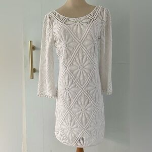 Lilly Pulitzer White Sheath Dress with Bishop Sleeves M